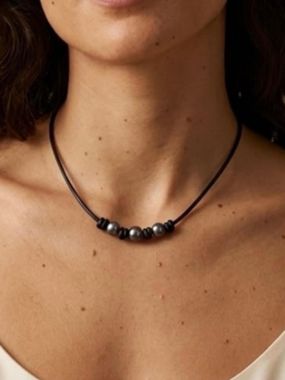 𝅺NEW Peacock Freshwater‎ 3 Pearl Choker Necklace. Handmade
